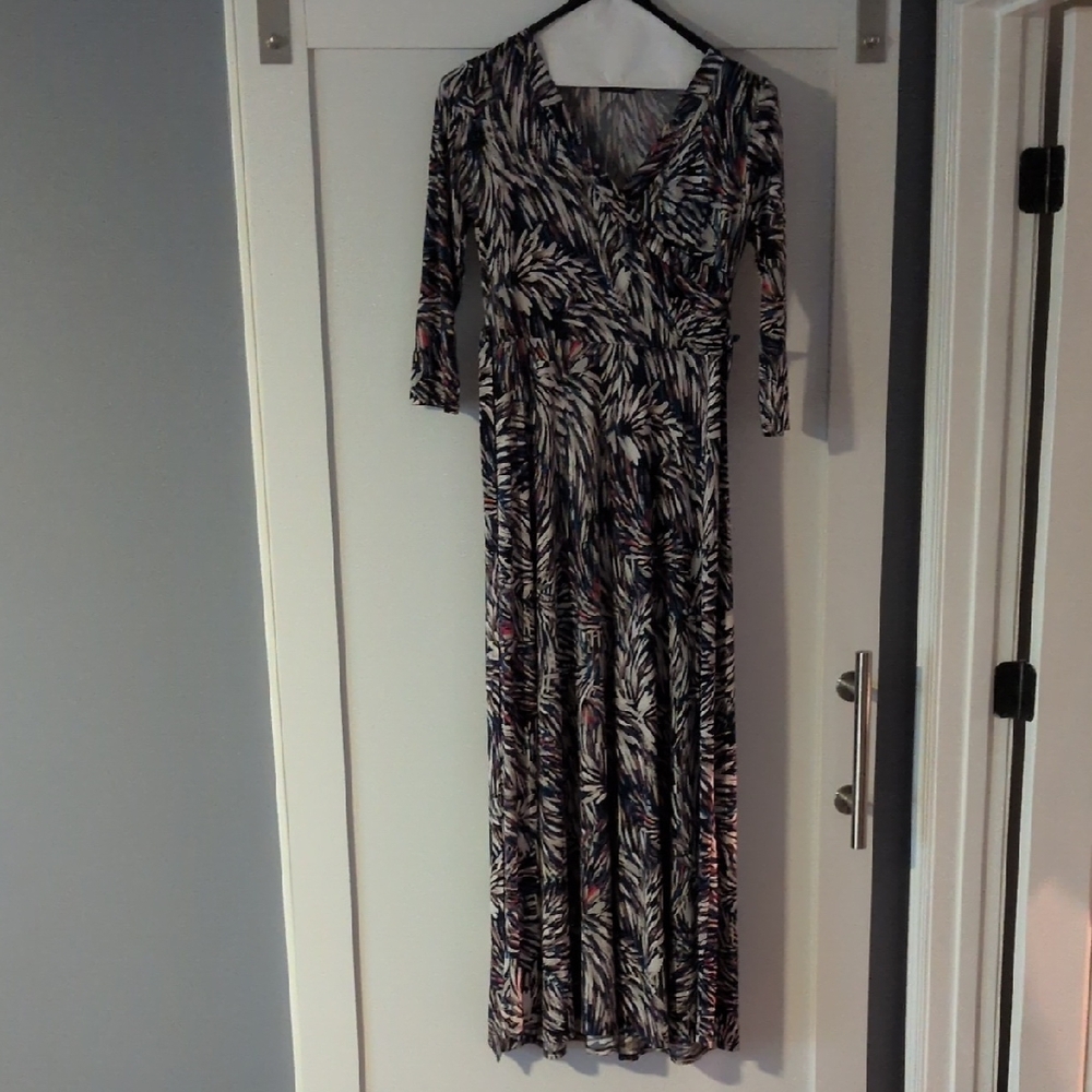 West Kei Black and Pink Patterned Long Sleeve Dress